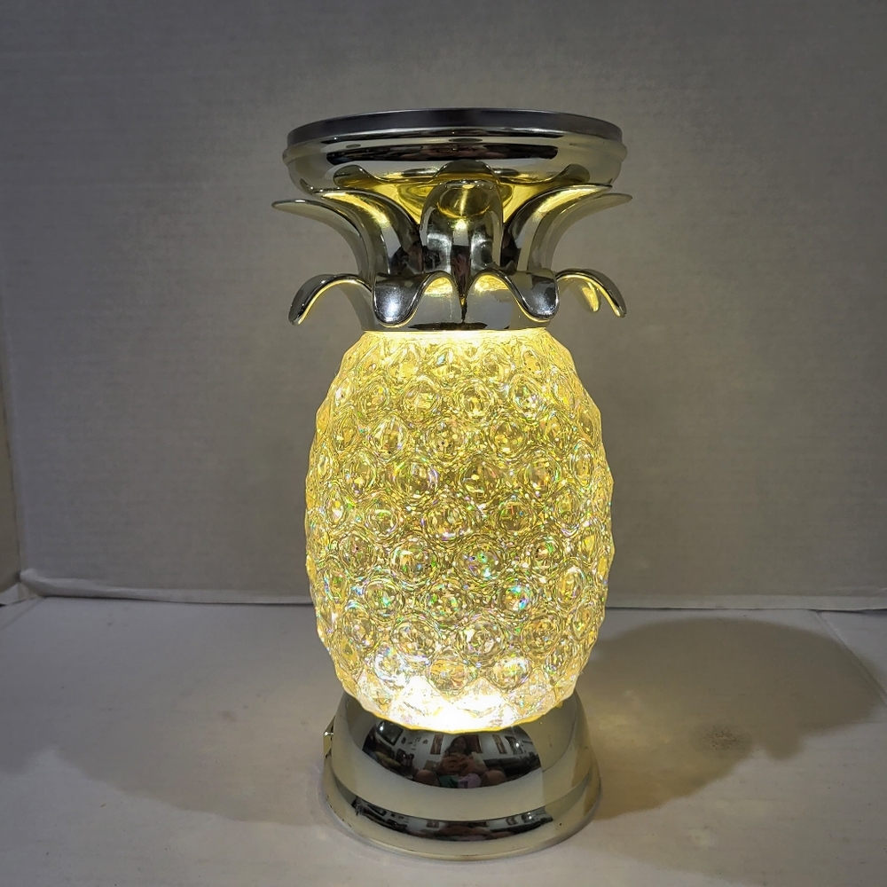 Beautiful & Body Works Pineapple Light Up Glitter Candle Holder Pedestal